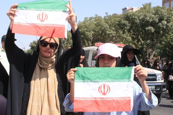 تشییعی که بهارستان را یکپارچه عزادار و مفتخر کرد