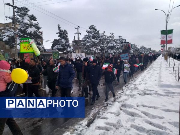 سرمای زمستان با حضور پرشور مردم تربت جام گرم شد