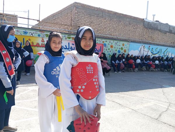 المپیاد ورزشی در دبستان ناهید نخودی