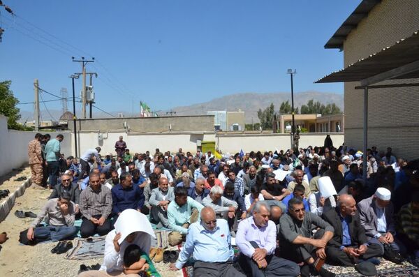 اقامه آخرین نماز جمعه ماه مبارک رمضان با حضور چشمگیر مردم گچساران