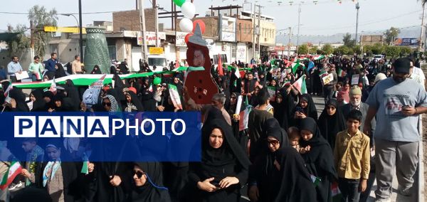 حضور دانش‌آموزان مدرسه نمونه دولتی علی ابن ابی طالب جیرفت در راهپیمایی یوم الله ۲۲ بهمن