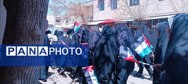 مردم فارسان یکپارچه در حمایت از قدس به خیابان آمدند