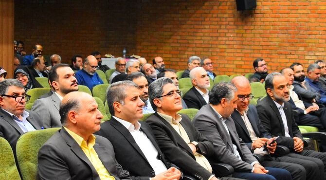 نشست تخصصی مدیران مدارس منطقه ۶ شهر تهران