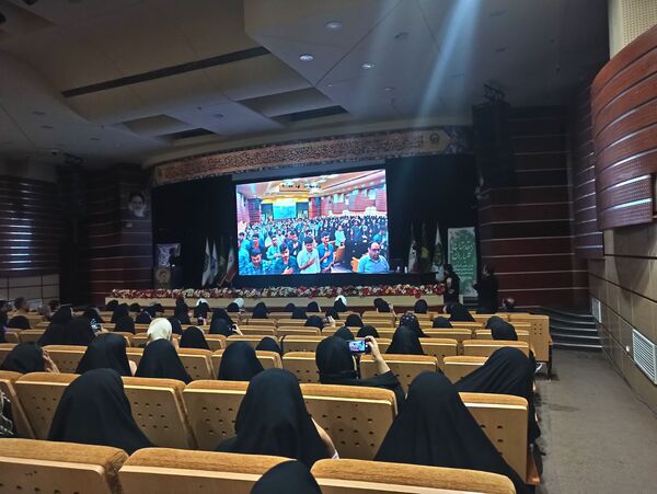 سی و دومین جشنواره فرهنگی هنری قرآن و عترت در مشهد برگزار شد