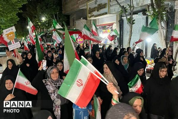صدای پرتاب موشک‌های دستساز و کاغذی ملت ایران هراسی در دل دشمنان وطن
