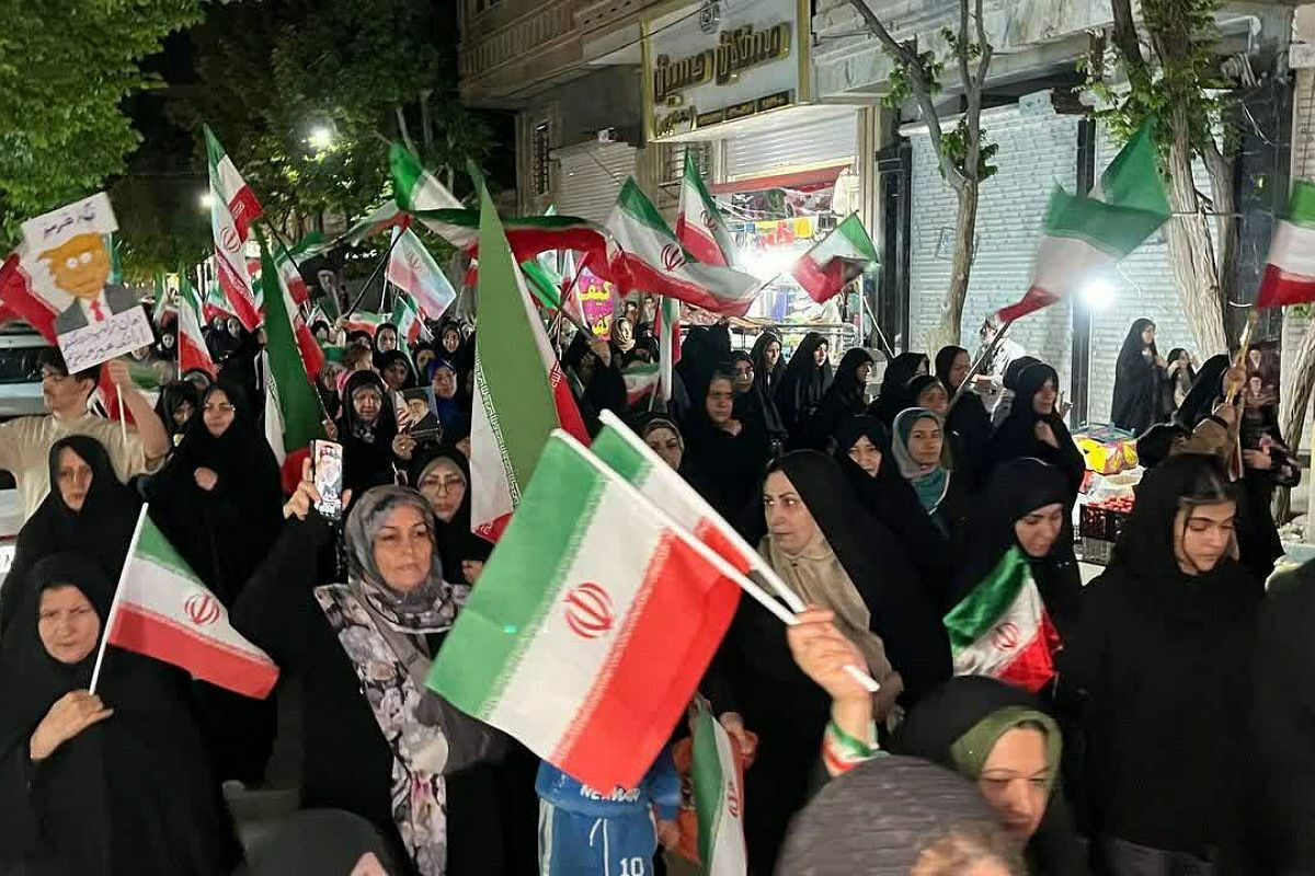صدای پرتاب موشک‌های دستساز و کاغذی ملت ایران هراسی در دل دشمنان وطن