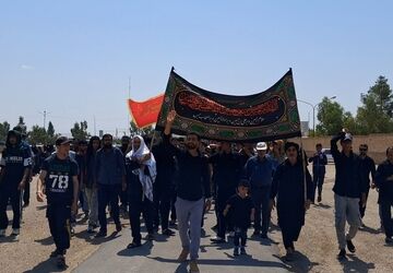 گزارشی از راهپیمایی دلدادگان حسینی در سمنان