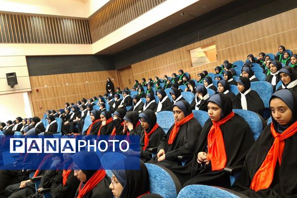 یادواره شهدای جنگ دوازده روزه در سالن ارشاد اسلامی شهرستان قدس