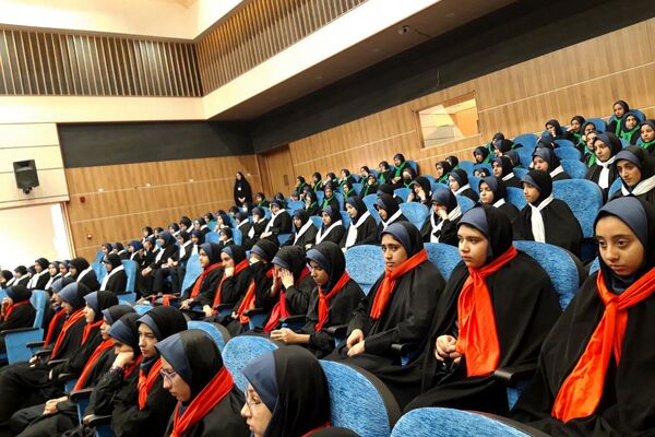 یادواره شهدای جنگ دوازده روزه در سالن ارشاد اسلامی شهرستان قدس