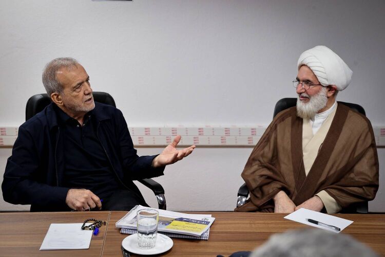 مبارزه با گران‌فروشی و احتکار با جدیت در حال پیگیری و اجراست