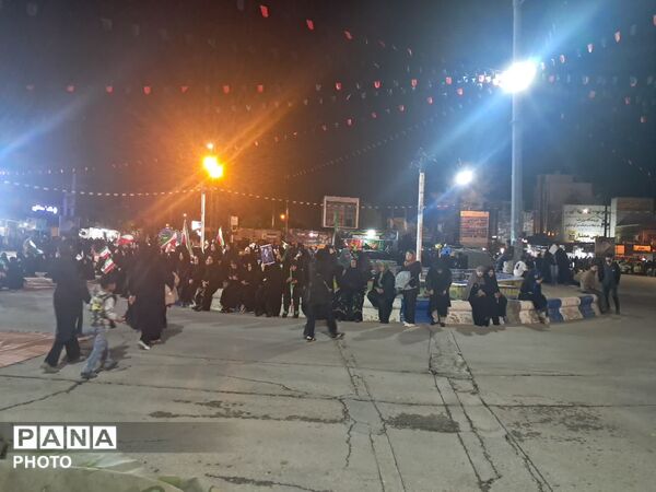تجمع برای حمایت از رزمندگان کشور در شهر دهدشت 