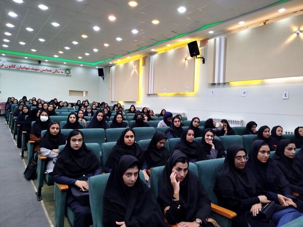 جلسه توجیهی طرح کارورزی دانشجویان دانشگاه‌های پیام نور و آزادی اسلامی شهرستان کاشمر 
