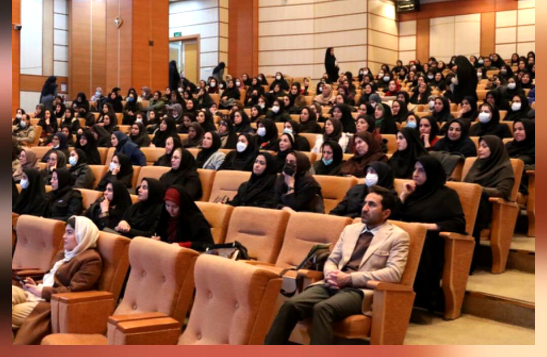 برگزاری دوره آموزشی سلامت دهان و دندان برای مراقبین سلامت مدارس