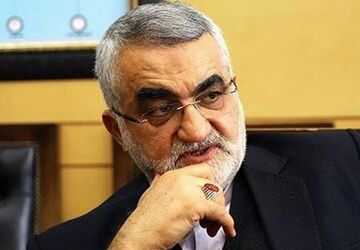 انهدام پایگاه‌های فرامنطقه‌ای آمریکا در صورت حماقت ترامپ