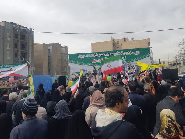 حضور حماسی منطقه ۵ در راهپیمایی ۲۲ بهمن