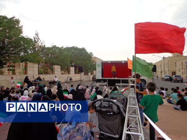 جشن « هر خانه، یک کانون» در پردیسان قم