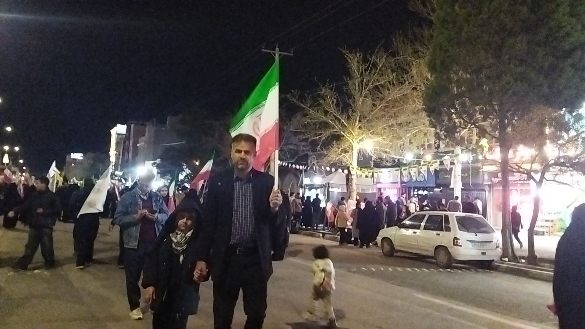 بلوار فضل میزبان عاشقان وطن شد 