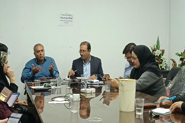 نشست هفتگی خبرنگاران گناباد با محوریت بحران کم‌آبی 