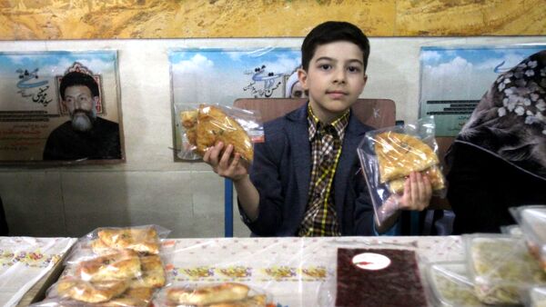 بازارچه دانش‌آموزی دبیرستان سپیده کاشانی ناحیه۱ 