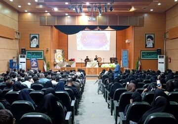 از آیات نور تا افتخار حضور با برترین‌های قرآنی