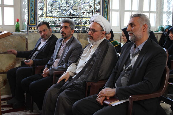 برگزاری تجمع هیات دانش‌آموزی «والعصر» در امامزاده محمد (ع)