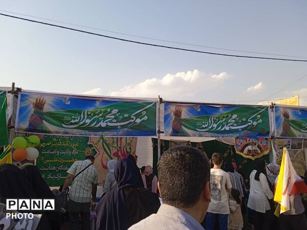  جشن بزرگ مردم در مهمانی ۱۰ کیلومتری
