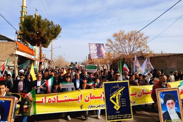 حضور باشکوه مردم کندر در راهپیمایی ۲۲ بهمن