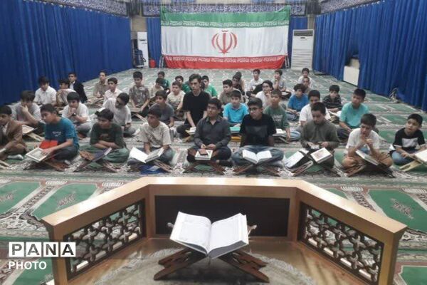 مهر مدرسه، عطر قرآن، صف نماز؛ آغاز سال تحصیلی در اسلامشهر با معنویت