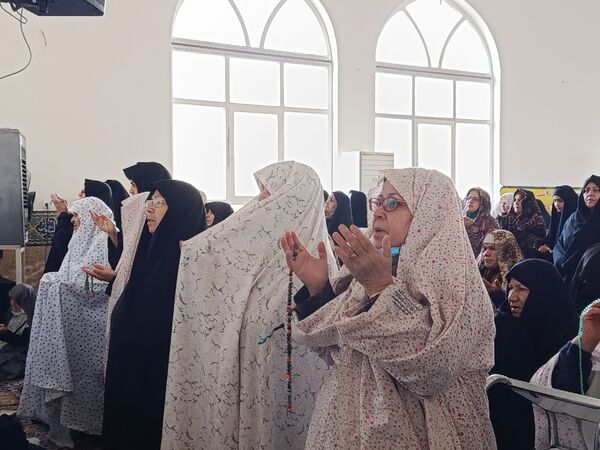 نماز جمعه در شهرستان کاشمر 