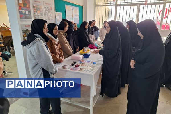 جشنواره ایرانمون در دبیرستان خدیجه کبری (س) پردیس