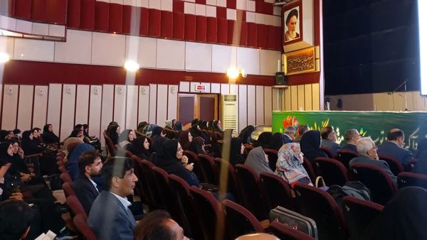 نشست هم‌اندیشی معاونین و مربیان پرورشی و مشاوران مدارس شیراز