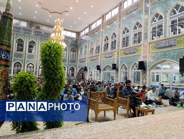 قرائت دعای پر فیض روز عرفه در تکیه ابوالفضلی نیشابور