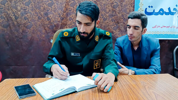 برپایی میز خدمت فرماندار و مدیران شهرستان مارگون 