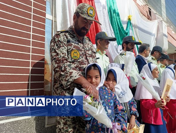 تقدیر از مدافعان نظم و امنیت  