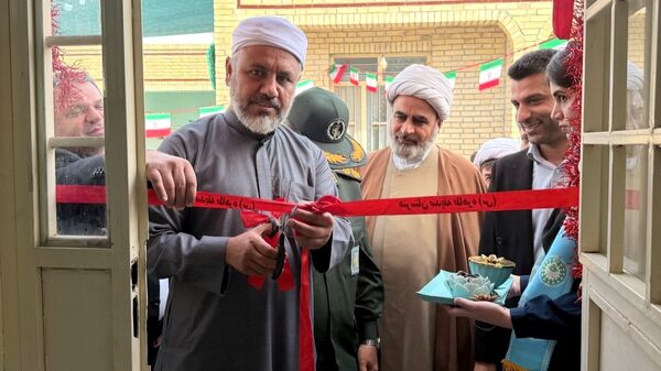 افتتاح نمایشگاه دست‌سازه‌های دانش‌آموزی در هنرستان صدیقه طاهره(س)