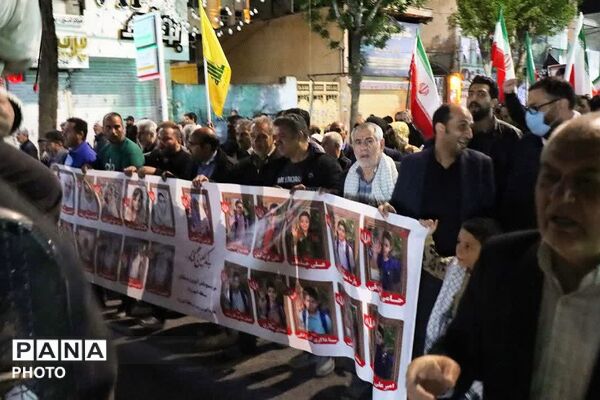 گرامیداشت چهلمین روز شهادت رهبر شهید و دانش‌آموزان میناب در باقرشهر 