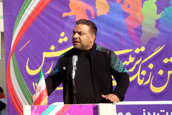 زنگ تربیت‌بدنی و ورزش در دبستان شهید باهنر پسرانه بوشهر 
