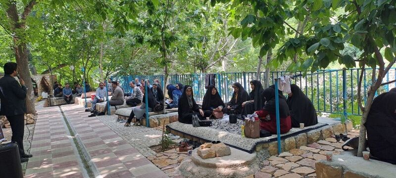 مراسم تجلیل از همکاران فعال حوزه پرورشی شهرستان‌های مانه و سملقان در بوم گردی زو علیا