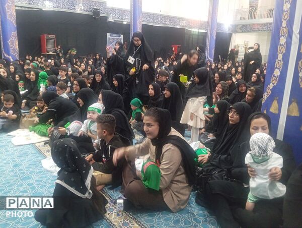 همایش بزرگ شیرخواران حسینی در قروه