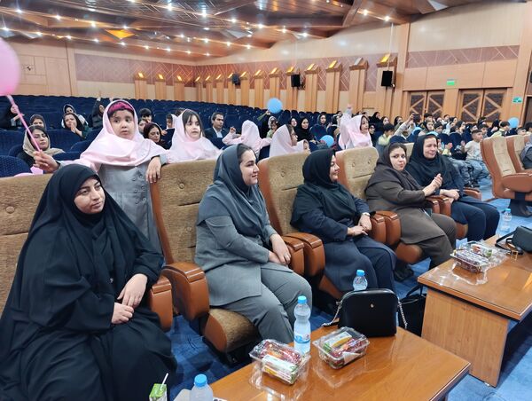برگزاری جشن شکوفه ها در بجنورد