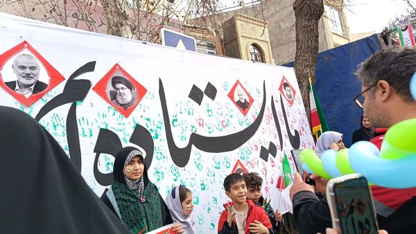 راهپیمایی یوم الله ۲۲ بهمن ماه امسال پررنگ تر از همیشه در شهر نیشابور 