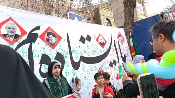 راهپیمایی یوم الله ۲۲ بهمن ماه امسال پررنگ تر از همیشه در شهر نیشابور 