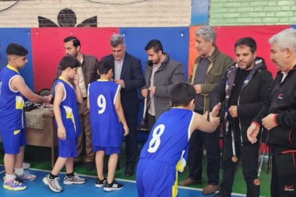 مسابقات بسکتبال دوره متوسطه اول پسران در ناحیه دو شهرری 