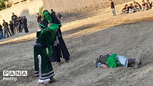آیین باشکوه تعزیه حسینی در روستای عمان شهرستان درگزین