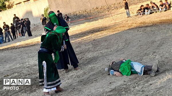 آیین باشکوه تعزیه حسینی در روستای عمان شهرستان درگزین