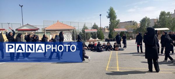 مسابقات درون مدرسه ای در دبیرستان فرهنگ