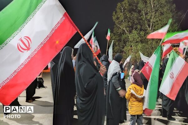 جهاد حضور در خیابان ادامه دارد