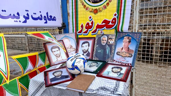 بهره‌برداری از بزرگترین چمن مصنوعی دانش‌آموزی در کهگیلویه و بویراحمد