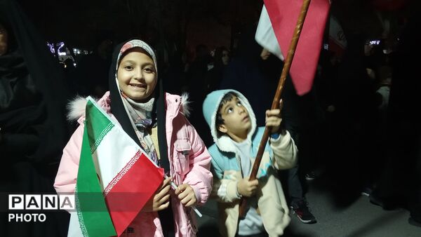 شهرکرد در تب و تاب عید انقلابی