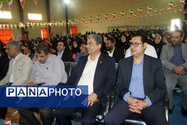 نواختن زنگ آغاز سال تحصیلی در دبیرستان شهیده سهام خیام  شاهد بوشهر